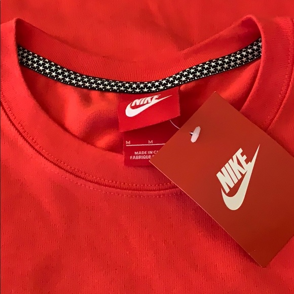 Nike Air Basketball Tee🏀 🏃 - Picture 4 of 5